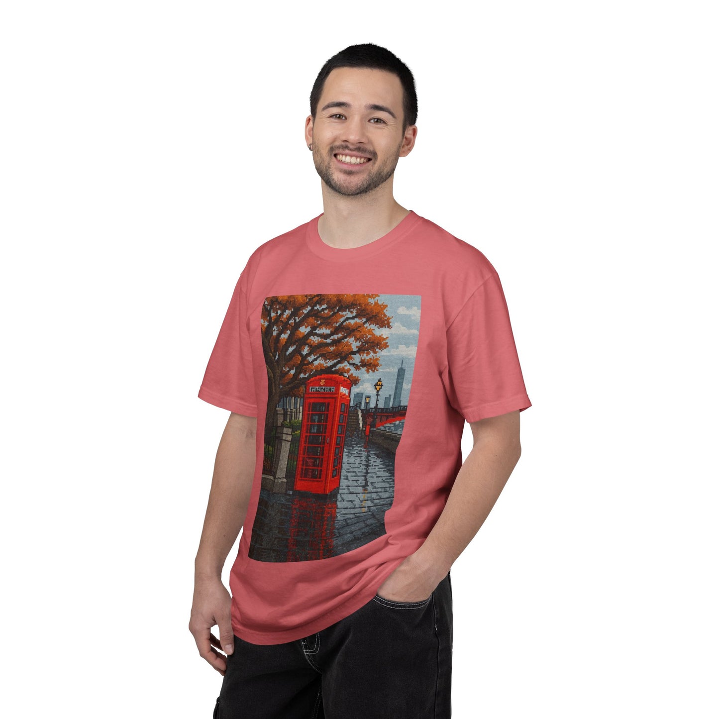 T-Shirt — Autumn London Red Phone Booth Street Scene Graphic Tee